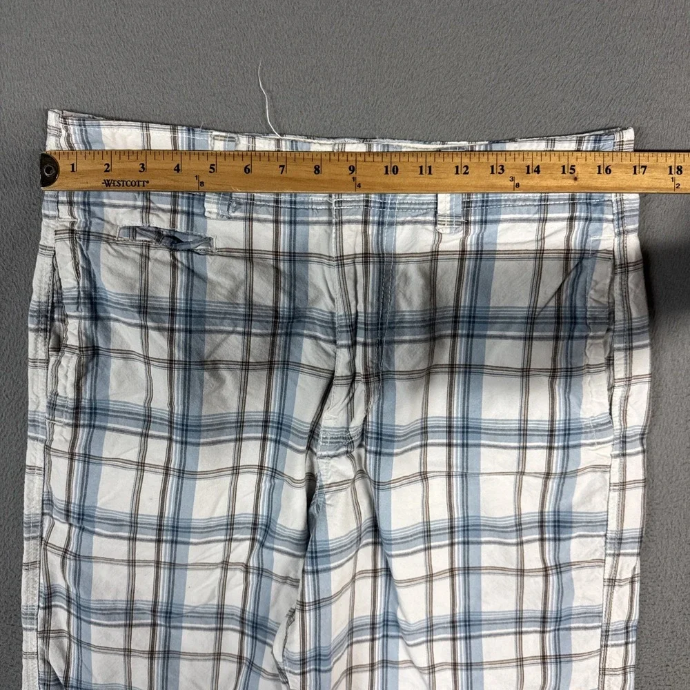 American Eagle Shorts Mens 32 White Blue Plaid Longer Length Cotton Vintage Y2K